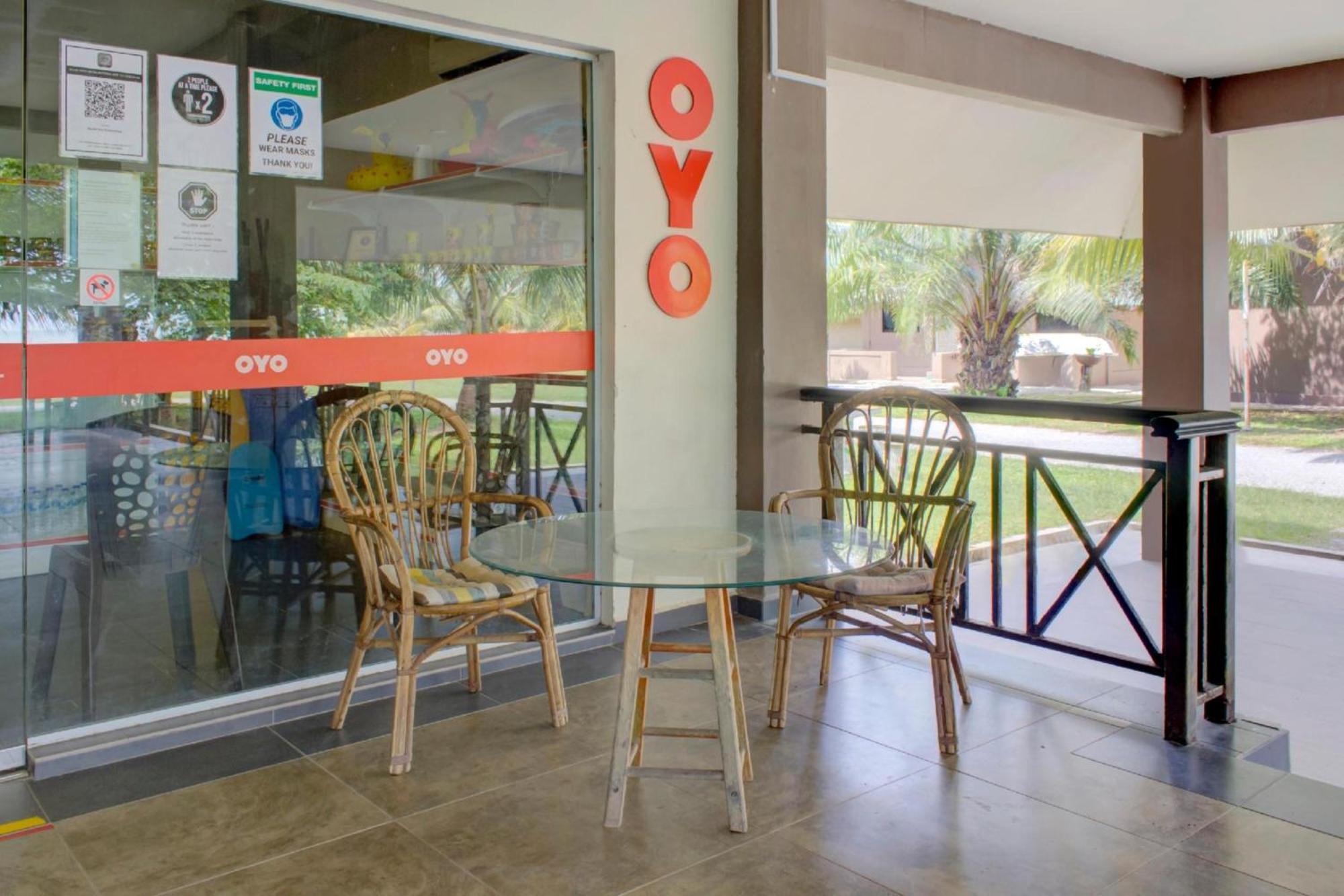 Super Oyo 89896 Sedili Inn Resort Kota Tinggi Exteriér fotografie